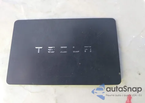 2023 Tesla Model Y Awd/Long Range Dual Motor All-Wheel Drive из США, поврежденный, VIN 7SAYGAEE3PF756915